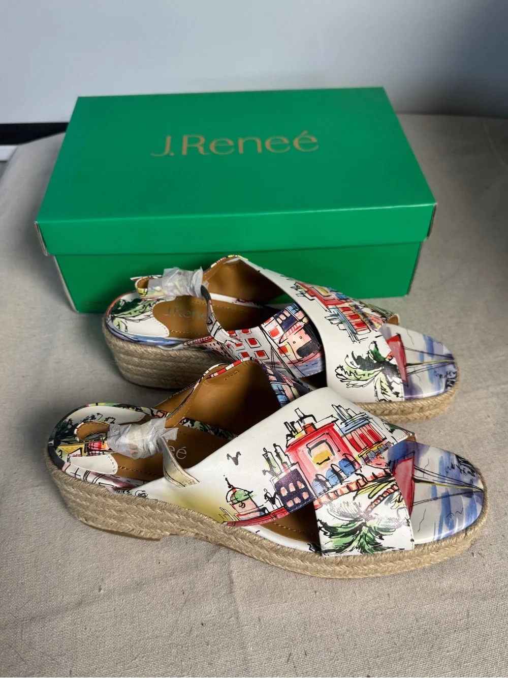 10 J. Renee Lannah White Sunset Multi Wedge Sandals Espadrilles Hawaiian Boats